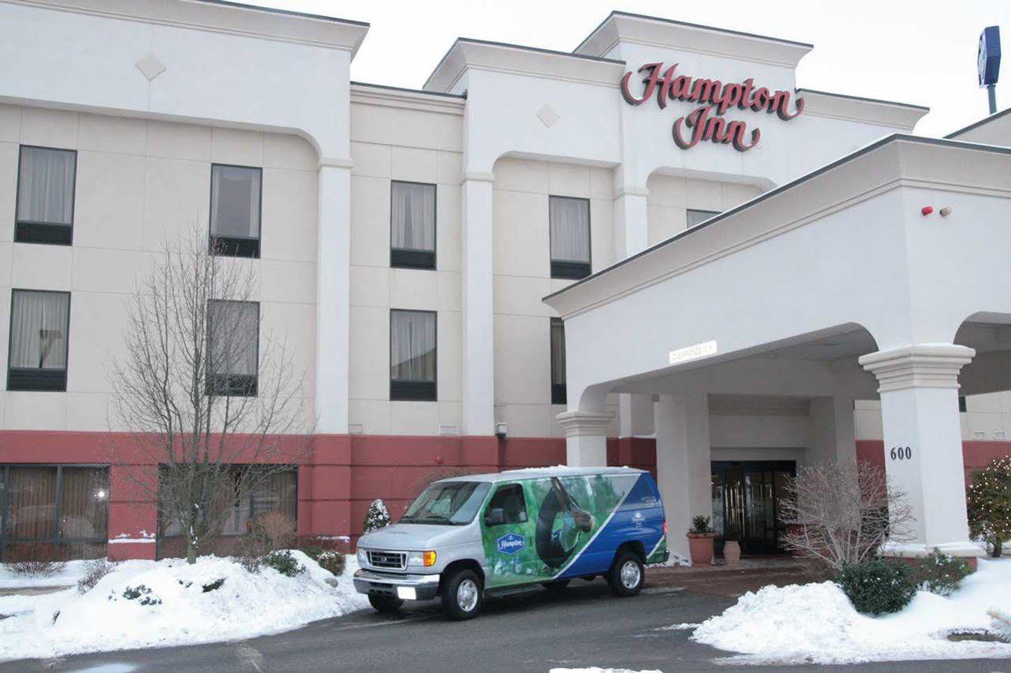 Hampton Inn Chicopee - Springfield Exterior photo